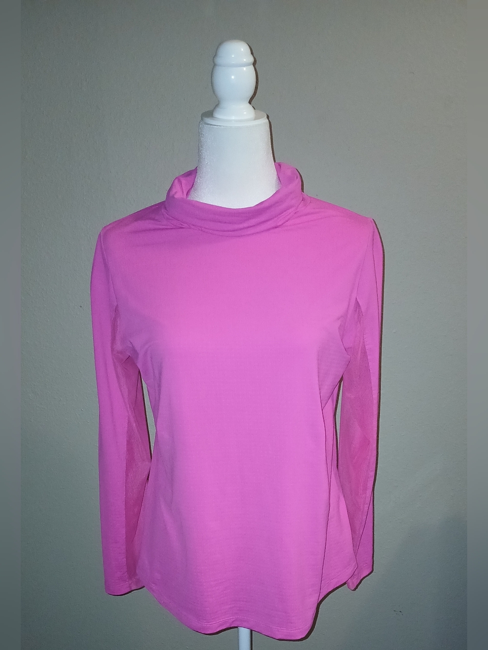 Ibkul Women's UPF 50+ Protection Bright Pink Long-Sleeve Mock Neck Tee